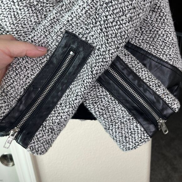 NWT Blanc Noir Women’s Long Sleeve Knitted Leather Jacket Size Small #650 - Picture 6 of 17